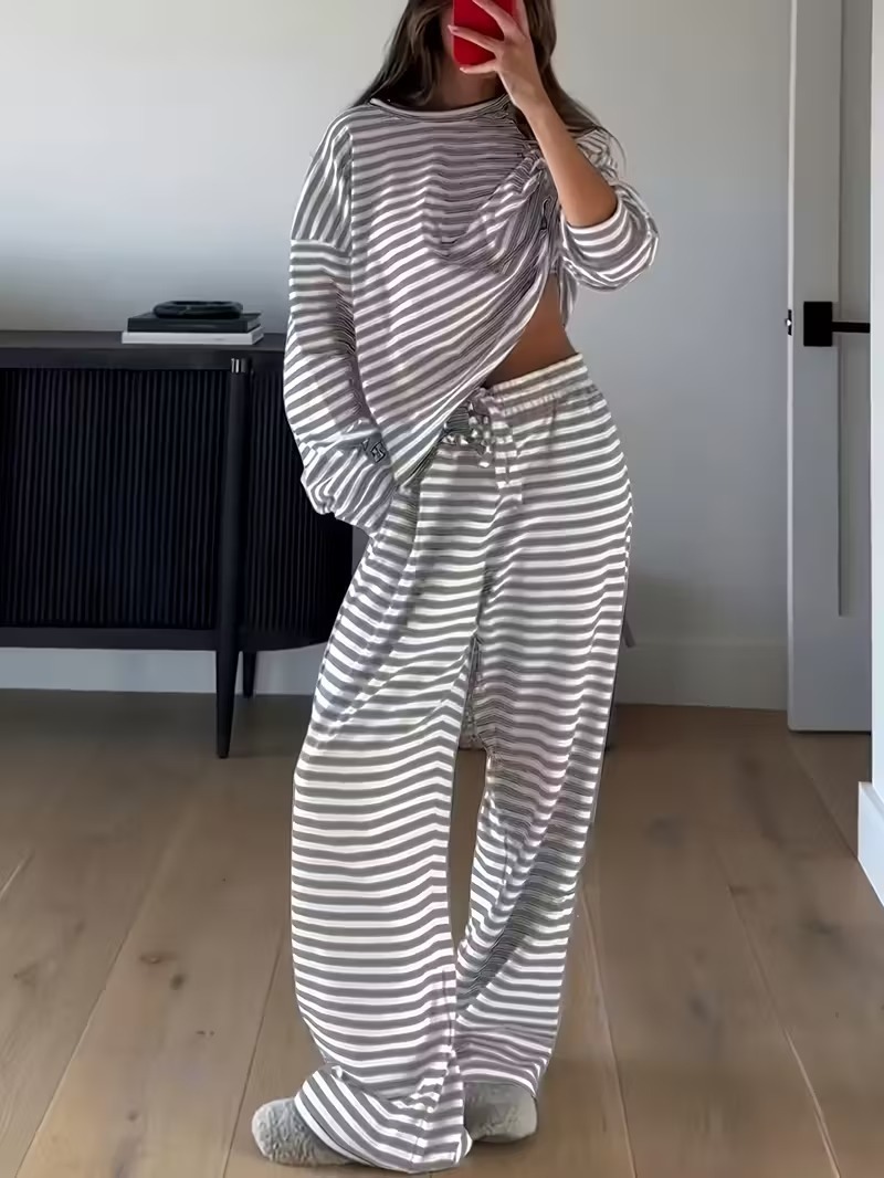 طقم نسائي جديد لخريف وشتاء 202 - مراجعة Winter Clothing For Women وسعره
